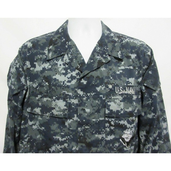 US Navy Working Uniform Type I Blue Digital Camo Shirt Jacket Medium Short - Picture 9 of 12